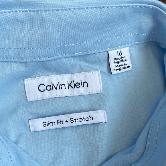 Calvin Klein Light Blue Button Down Shirt - Picture 2 of 8